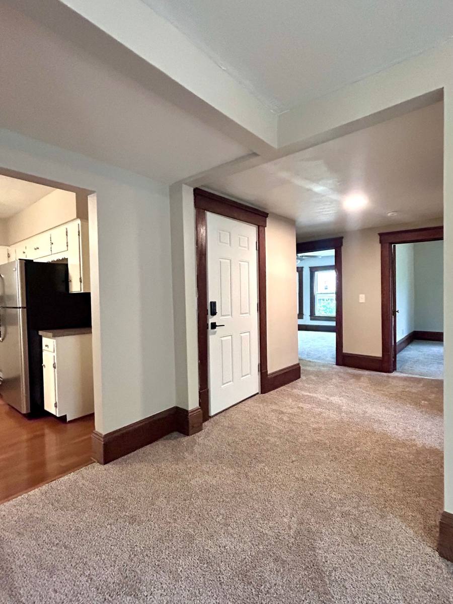Apartment for rent at 199 Beck Ave #2, Akron, OH 44302