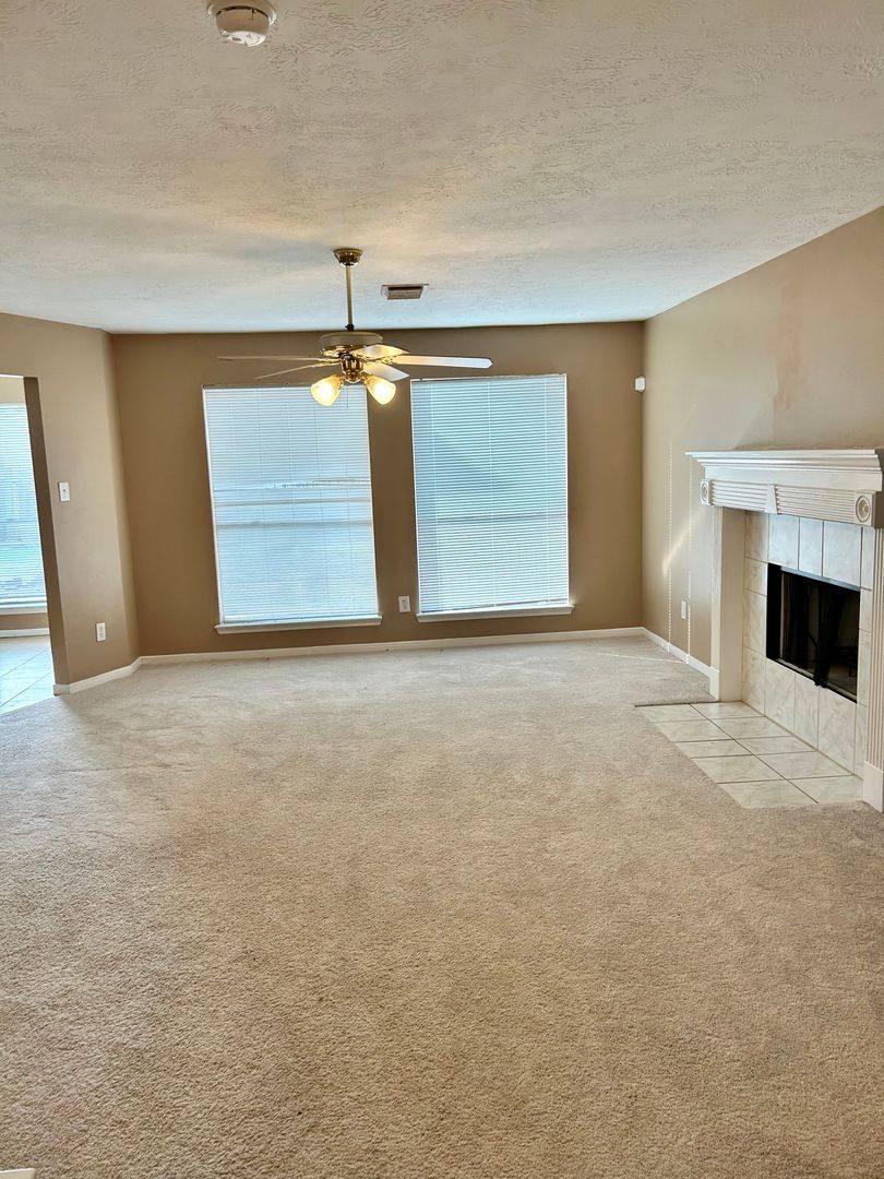 House for rent at 18315 Willow Moss Dr, Katy, TX 77449