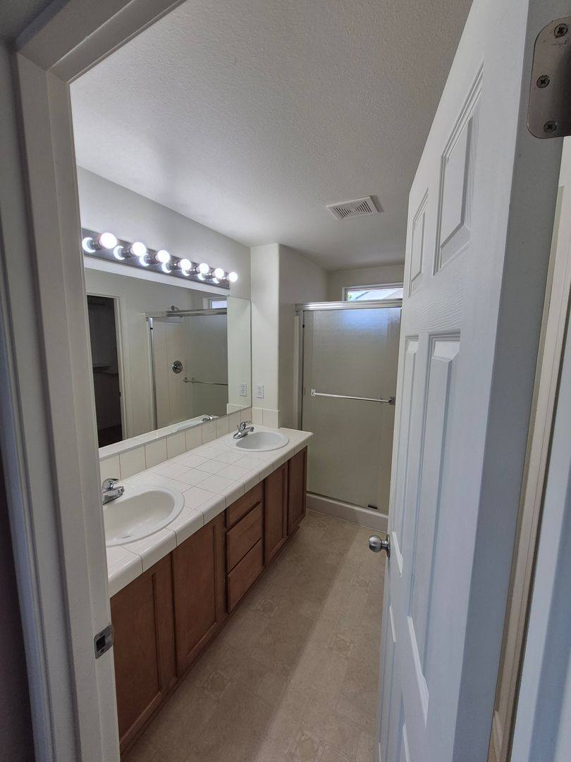 House for rent at 1467 SE Blanchard St, Hillsboro, OR 97124