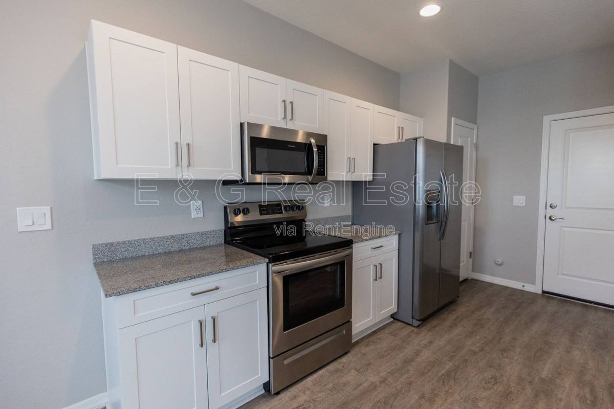 Apartment for rent at 2950 N 38th St #13, Phoenix, AZ 85018