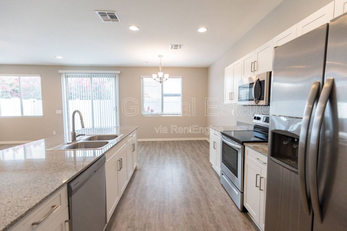 Apartment for rent at 2950 N 38th St #13, Phoenix, AZ 85018