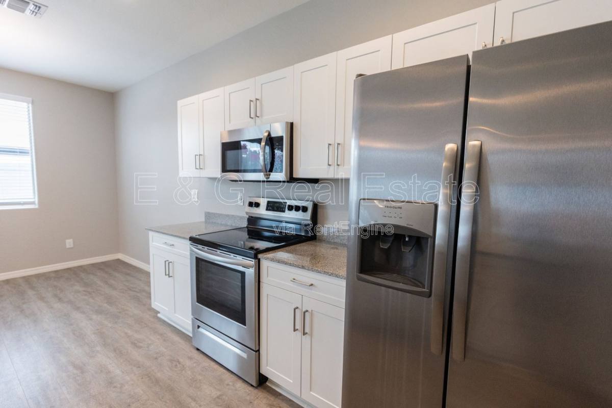 Apartment for rent at 2950 N 38th St #13, Phoenix, AZ 85018