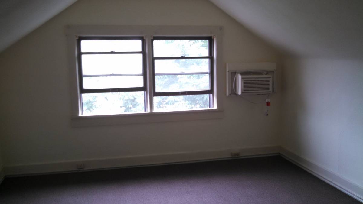 Apartment for rent at 2401 Fairview Ave #2, Cincinnati, OH 45219