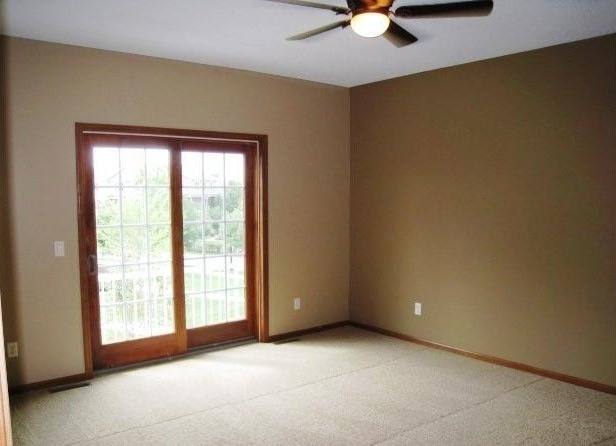 Townhouse for rent at 10778 Falling Water Lane, Saint Paul, MN 55129