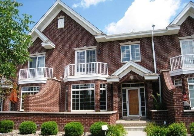 Townhouse for rent at 10778 Falling Water Lane, Saint Paul, MN 55129