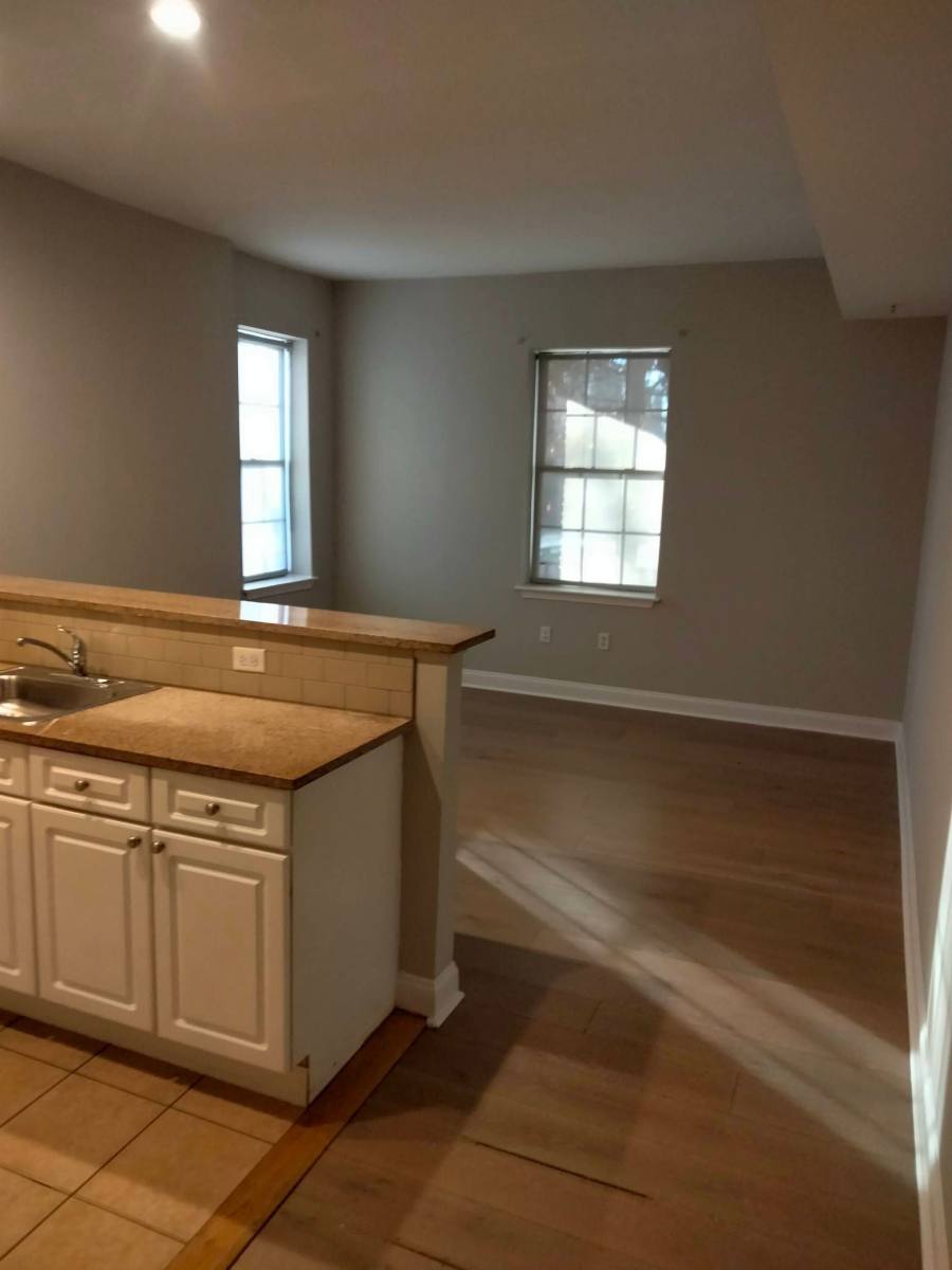 Apartment for rent at 36 Imlay St #A, Hartford, CT 06105