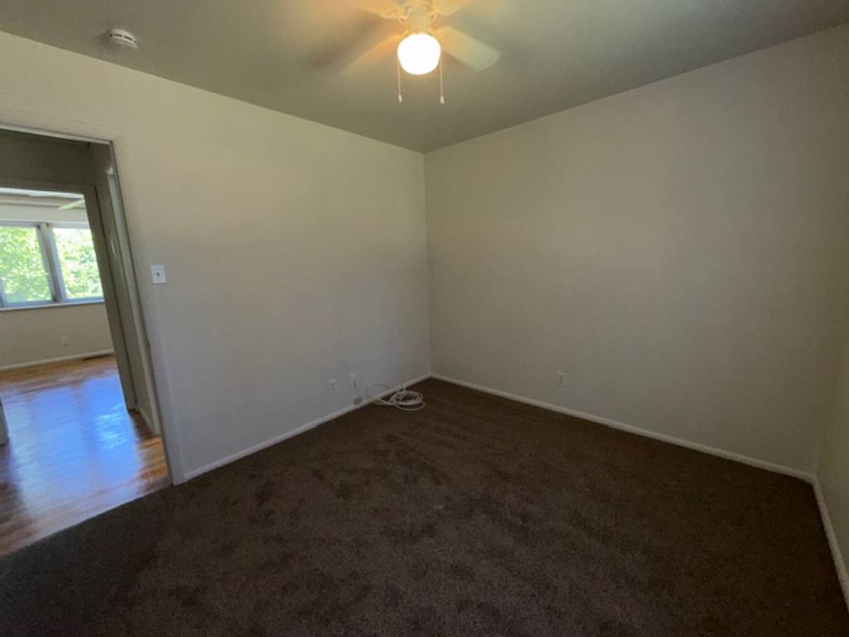 House for rent at 153 Willis Ave, Saint Louis, MO 63119