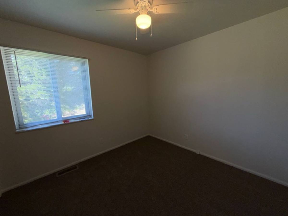 House for rent at 153 Willis Ave, Saint Louis, MO 63119