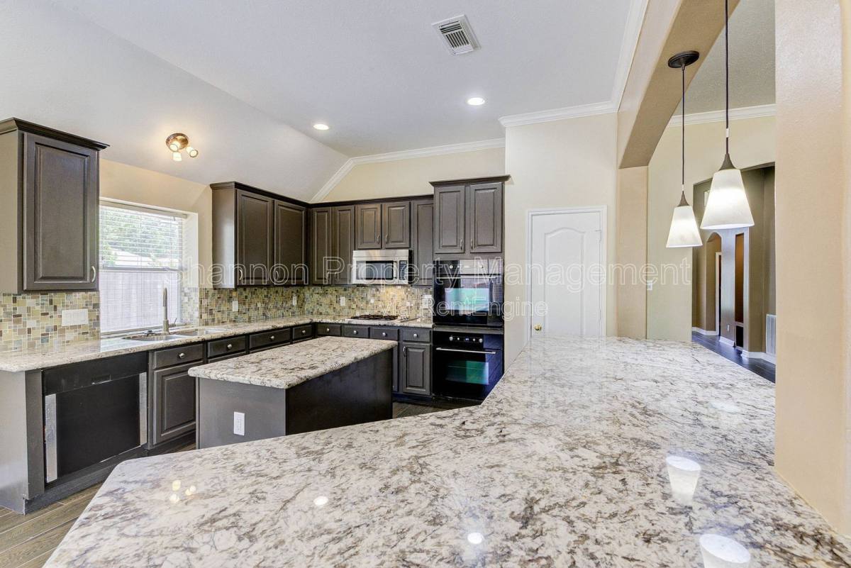 House for rent at 14407 Jessica Falls Circle, Houston, TX 77044