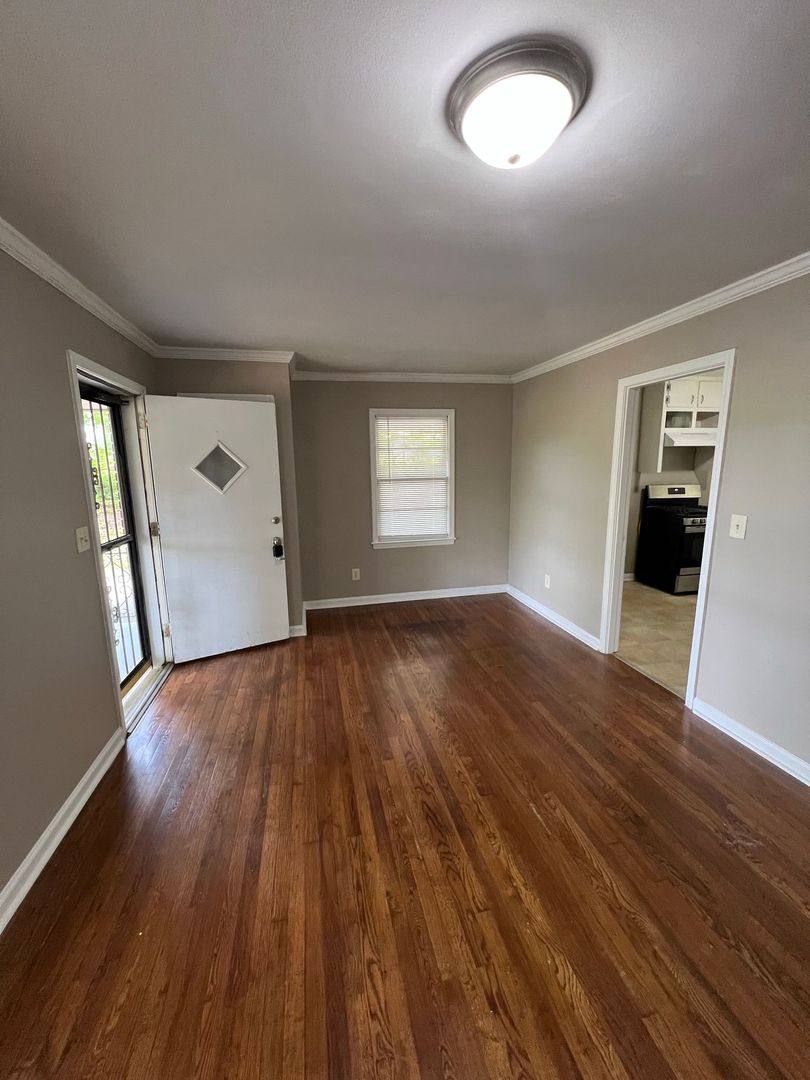 House for rent at 1958 Prospect Rd, Lawrenceville, GA 30043