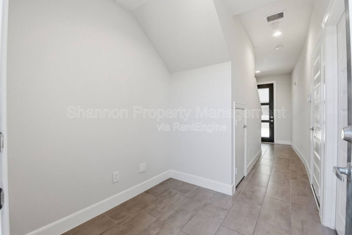 House for rent at 3024 Charline, Houston, TX 77054
