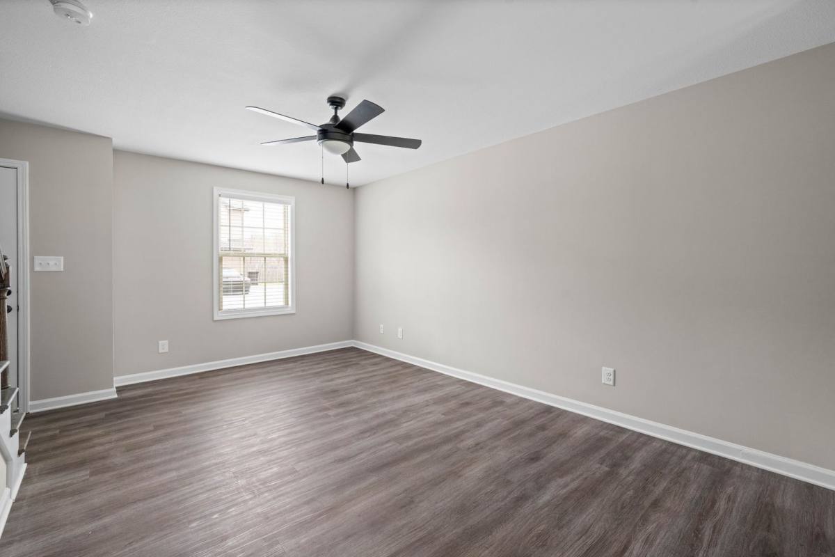 Apartment for rent at 1535 Tylertown Rd, Clarksville, TN 37040