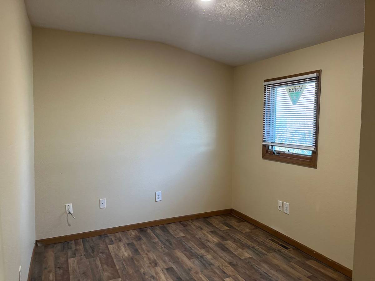 Apartment for rent at 811 813 W Poplar, Springfield, MO 65802