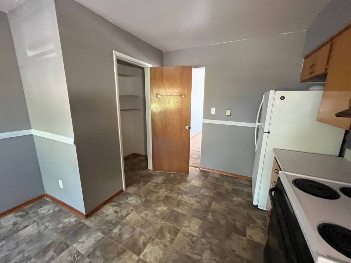 Apartment for rent at 410 Mather St, Alton, IL 62002