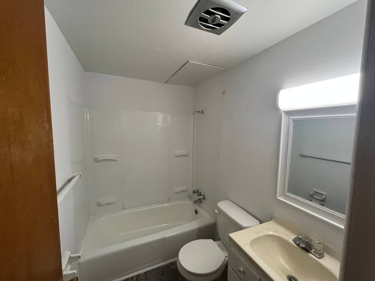 Apartment for rent at 410 Mather St, Alton, IL 62002