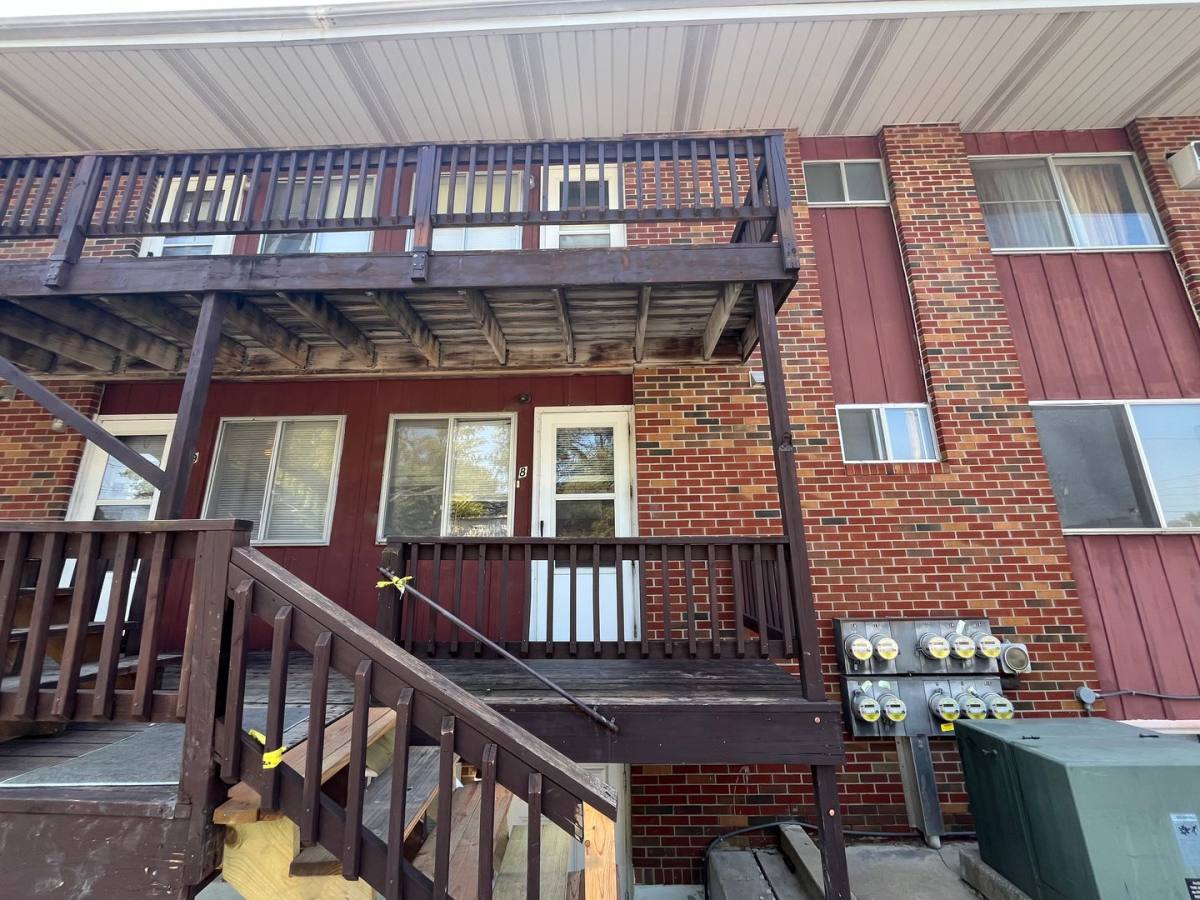 Apartment for rent at 410 Mather St, Alton, IL 62002
