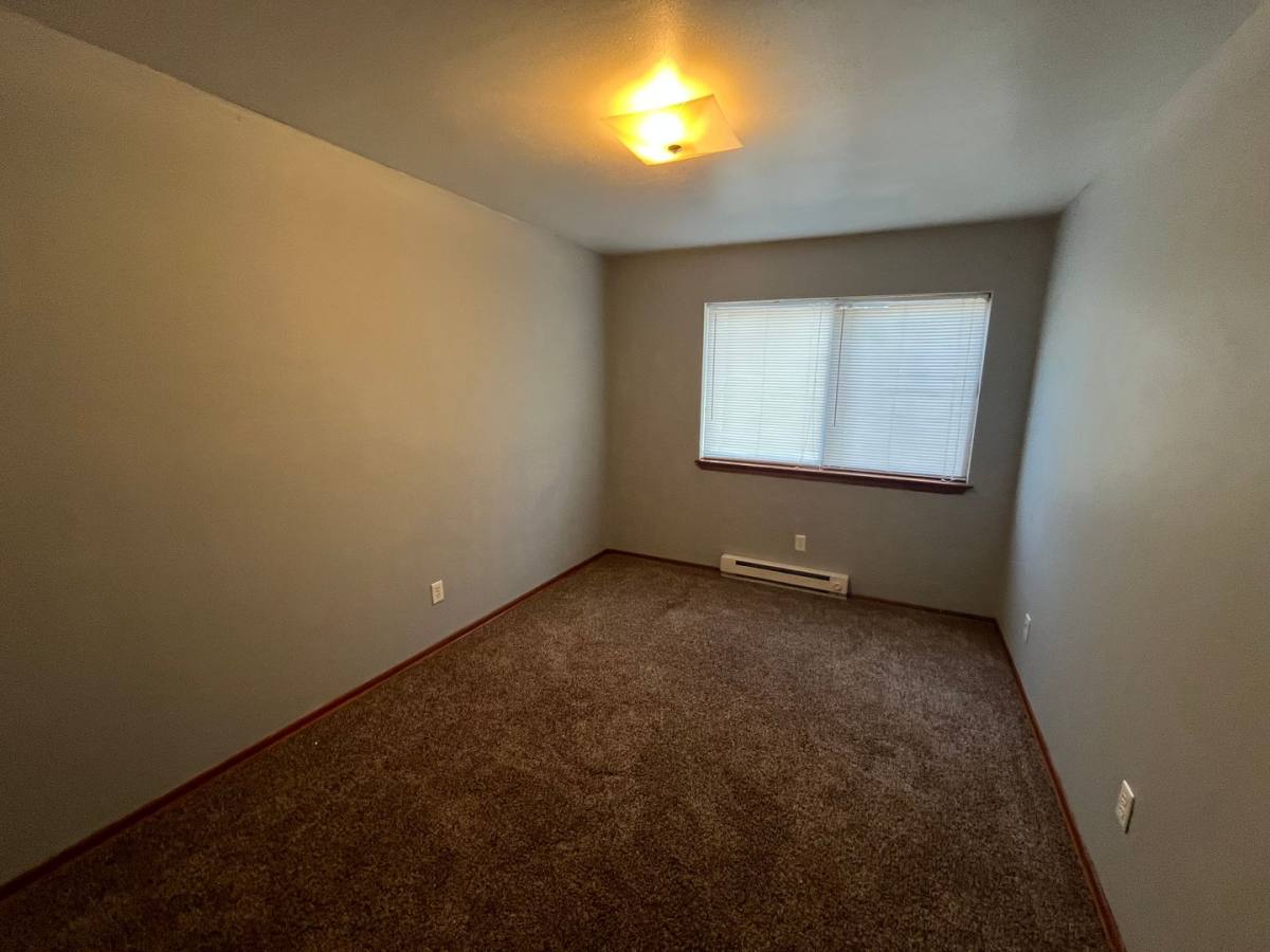 Apartment for rent at 410 Mather St, Alton, IL 62002