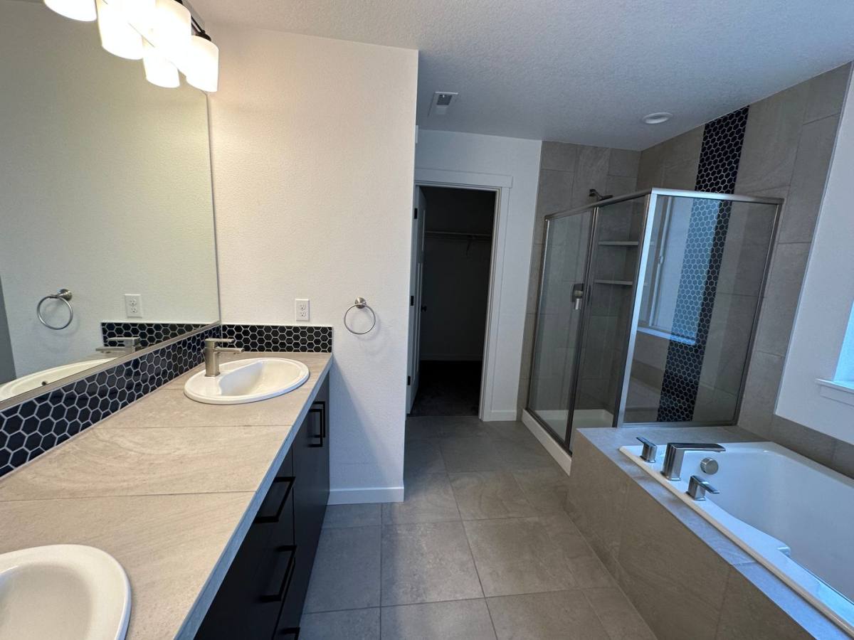 House for rent at 968 SW 213th Ave, Beaverton, OR 97003