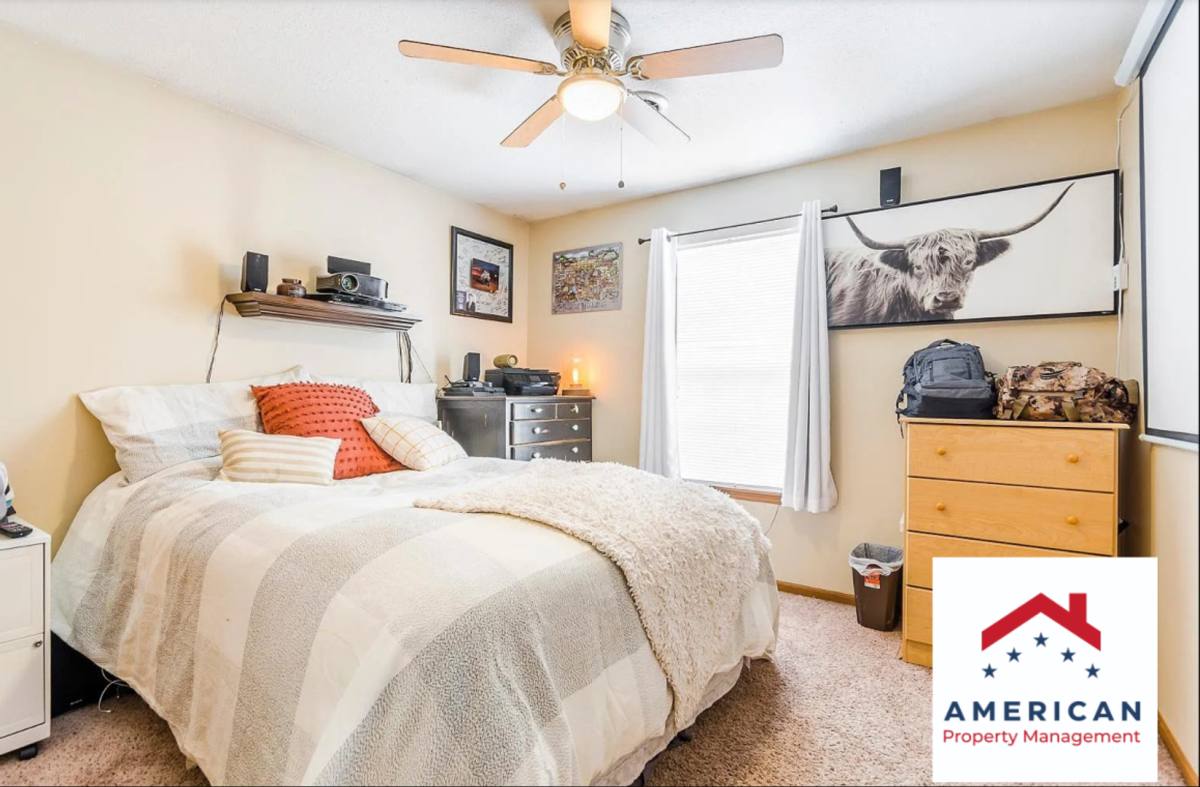 House for rent at 410 S 15th St, Manhattan, KS 66502