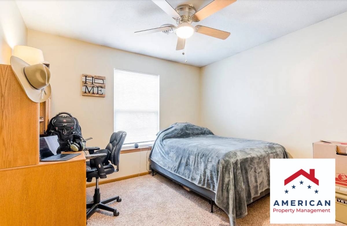 House for rent at 410 S 15th St, Manhattan, KS 66502