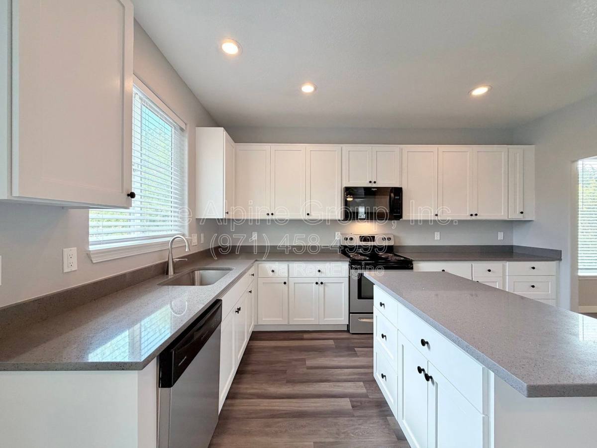 House for rent at 5847 SW Coventry Place, Beaverton, OR 97007