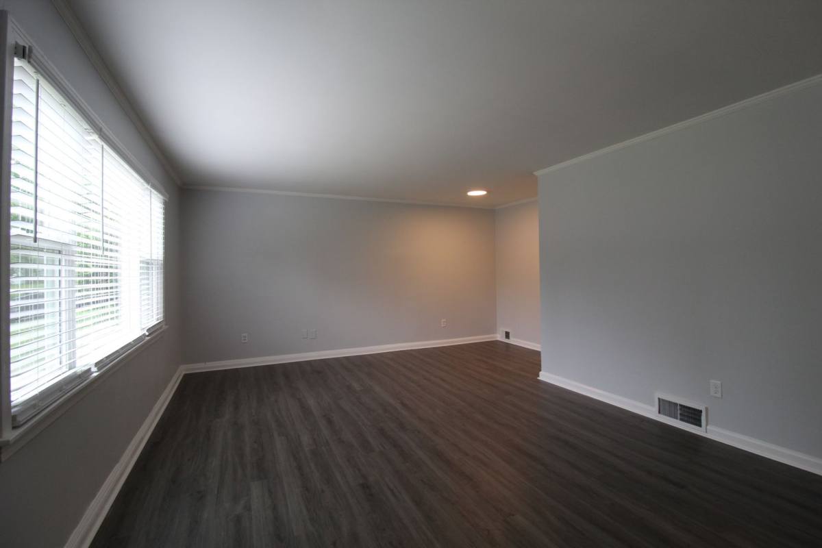 House for rent at 2504 W 76th St, Prairie Village, KS 66208