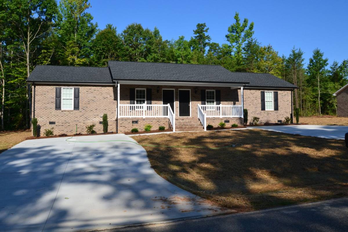 Apartment for rent at 3791 Lee Moore, Maiden, NC 28650