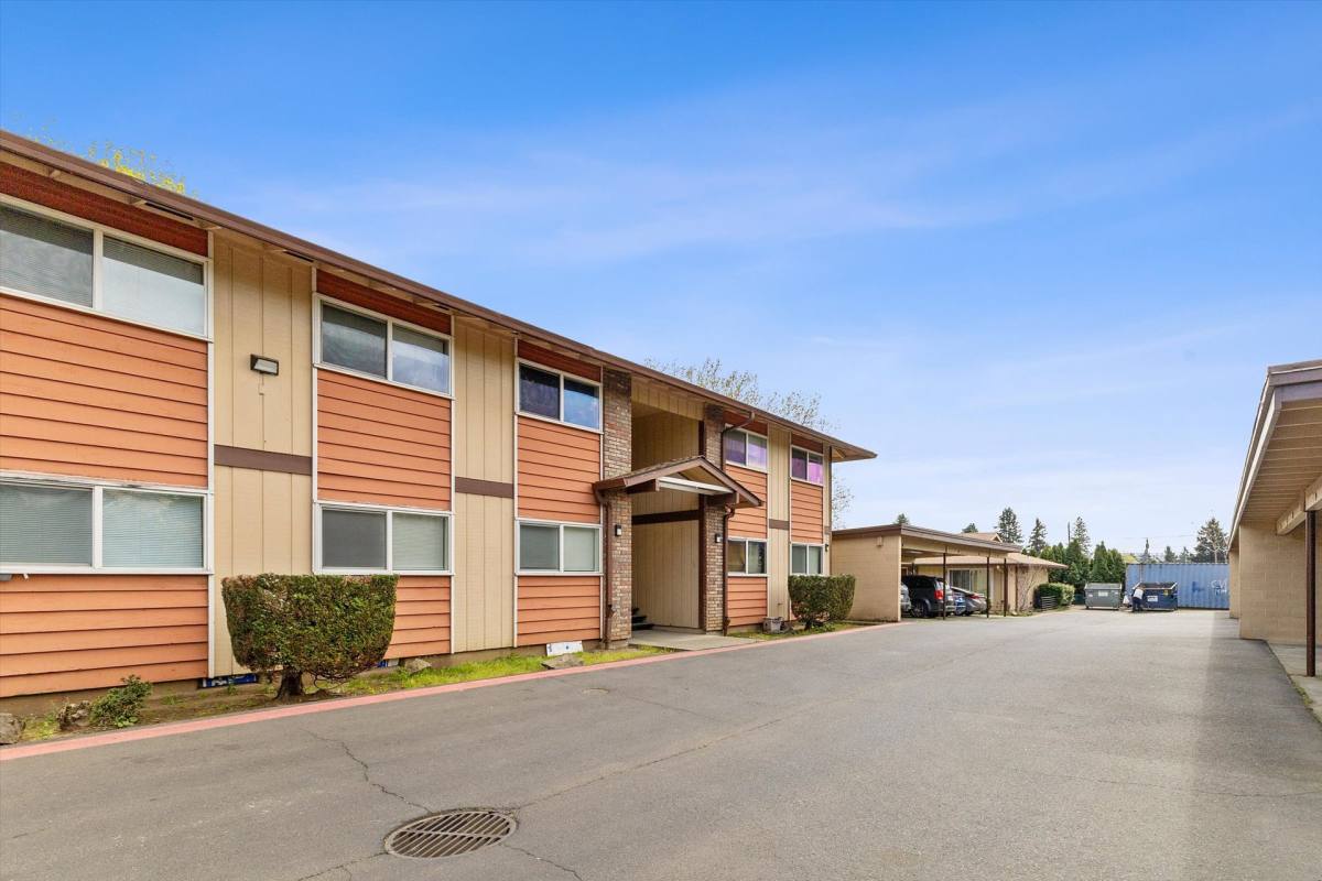 Apartment for rent at 15220 SE Stark, Portland, OR 97233