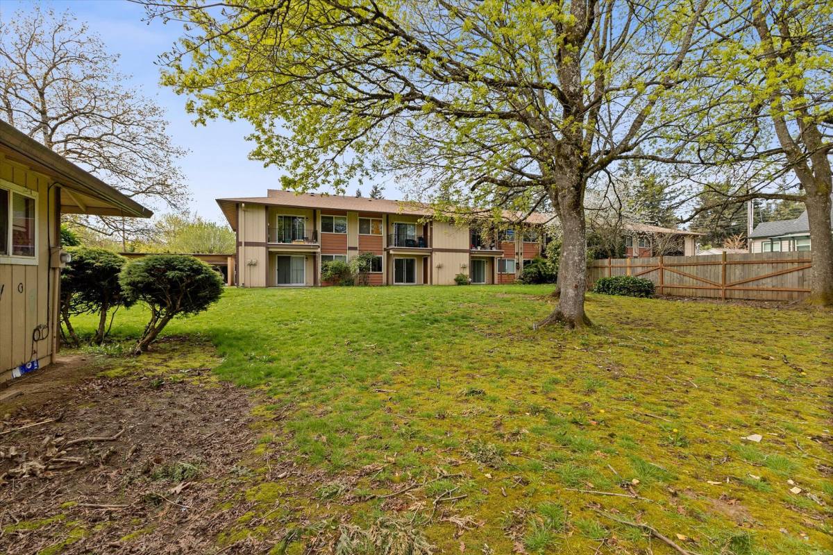 Apartment for rent at 15220 SE Stark, Portland, OR 97233