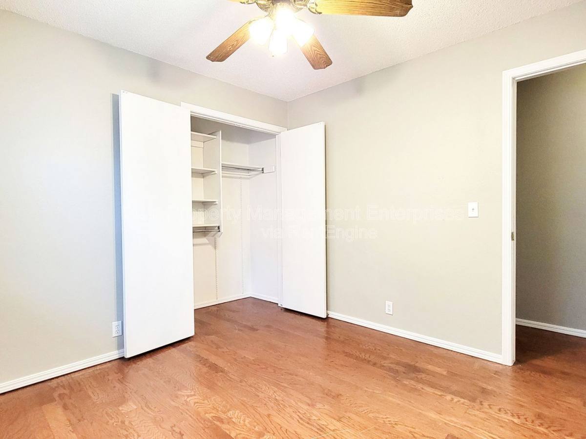 House for rent at 740 Royal Lane, Yukon, OK 73099