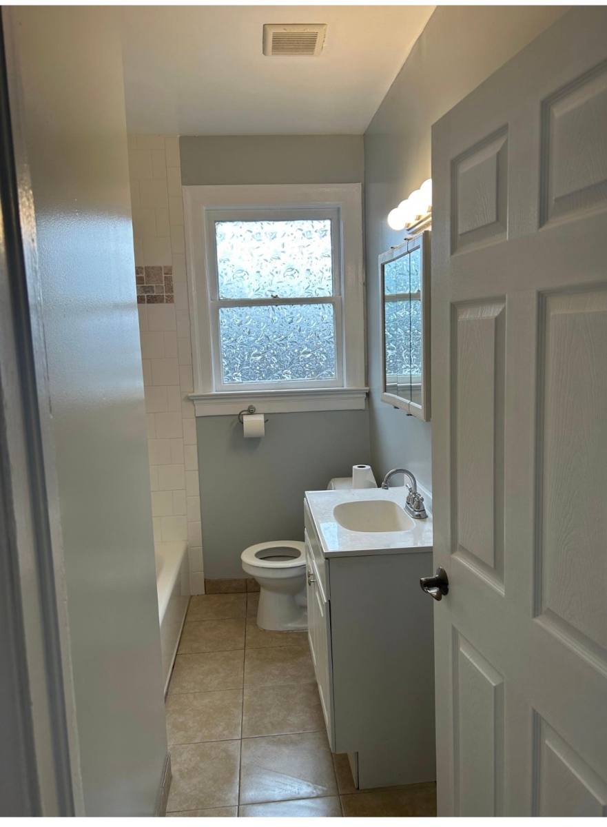 Apartment for rent at 768 Acosta St, Jacksonville, FL 32204