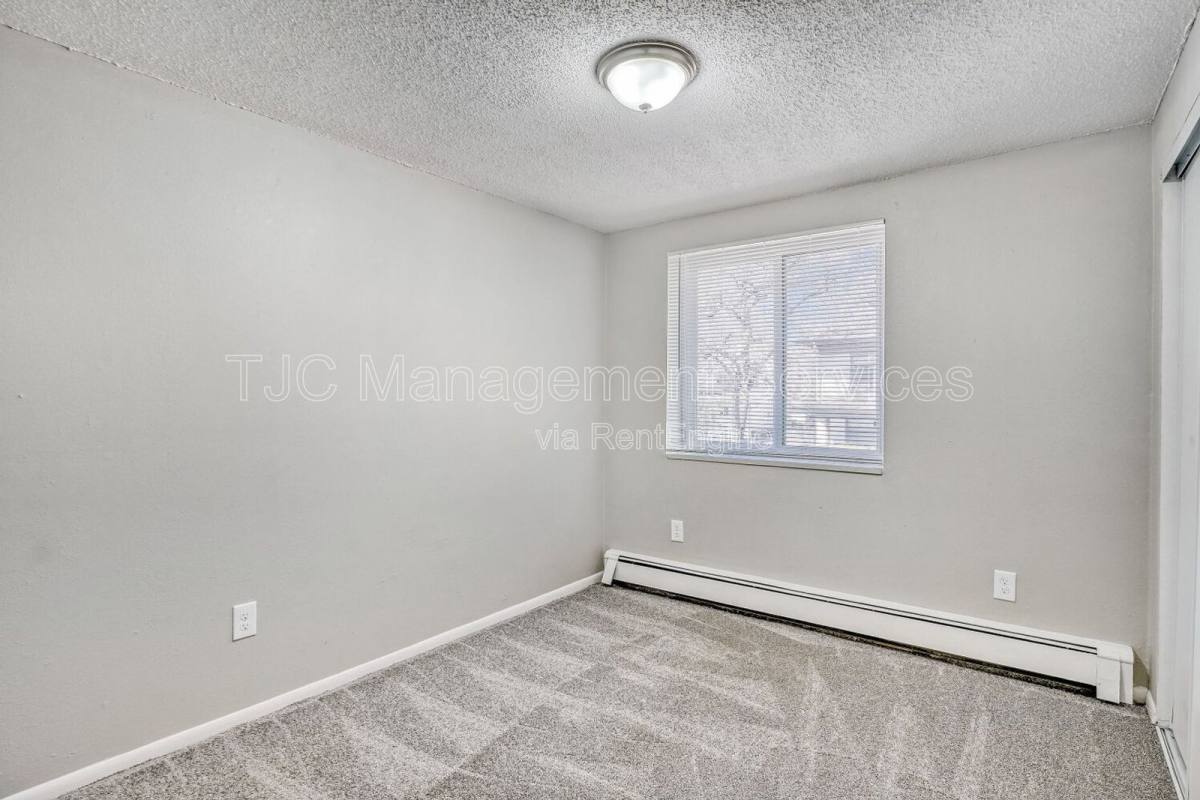 Apartment for rent at 1138 Corona St #201, Denver, CO 80218