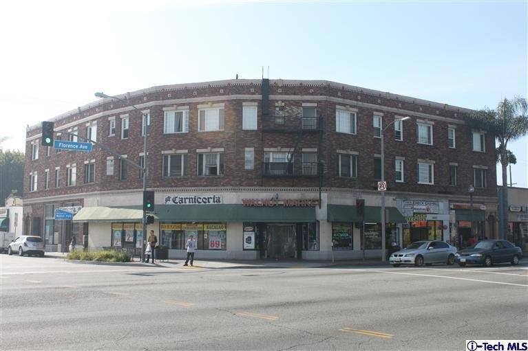 Apartment for rent at 7209 Seville Ave #202, Huntington Park, CA 90255