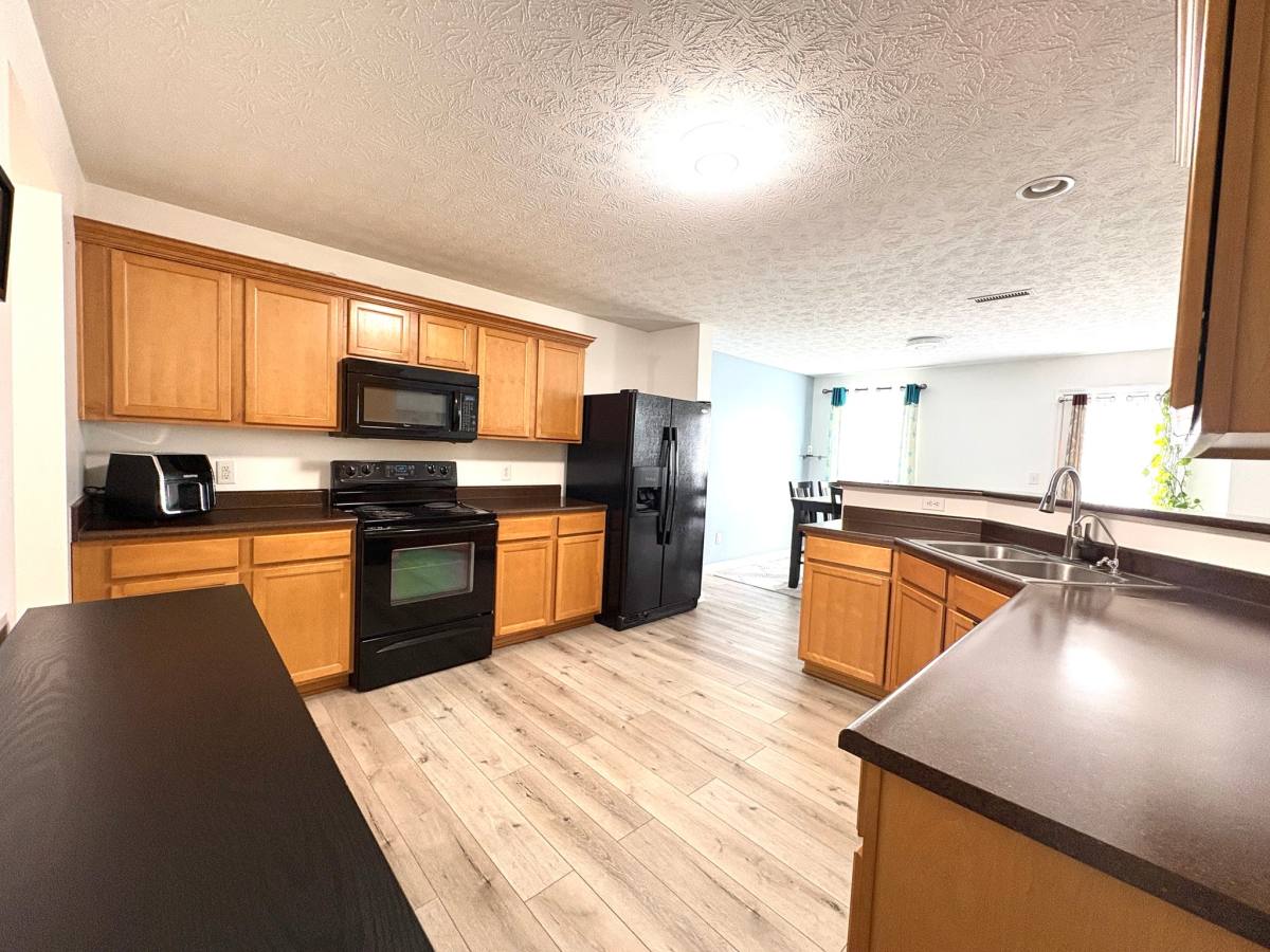 House for rent at 2467 Middle View Dr, Columbus, IN 47201