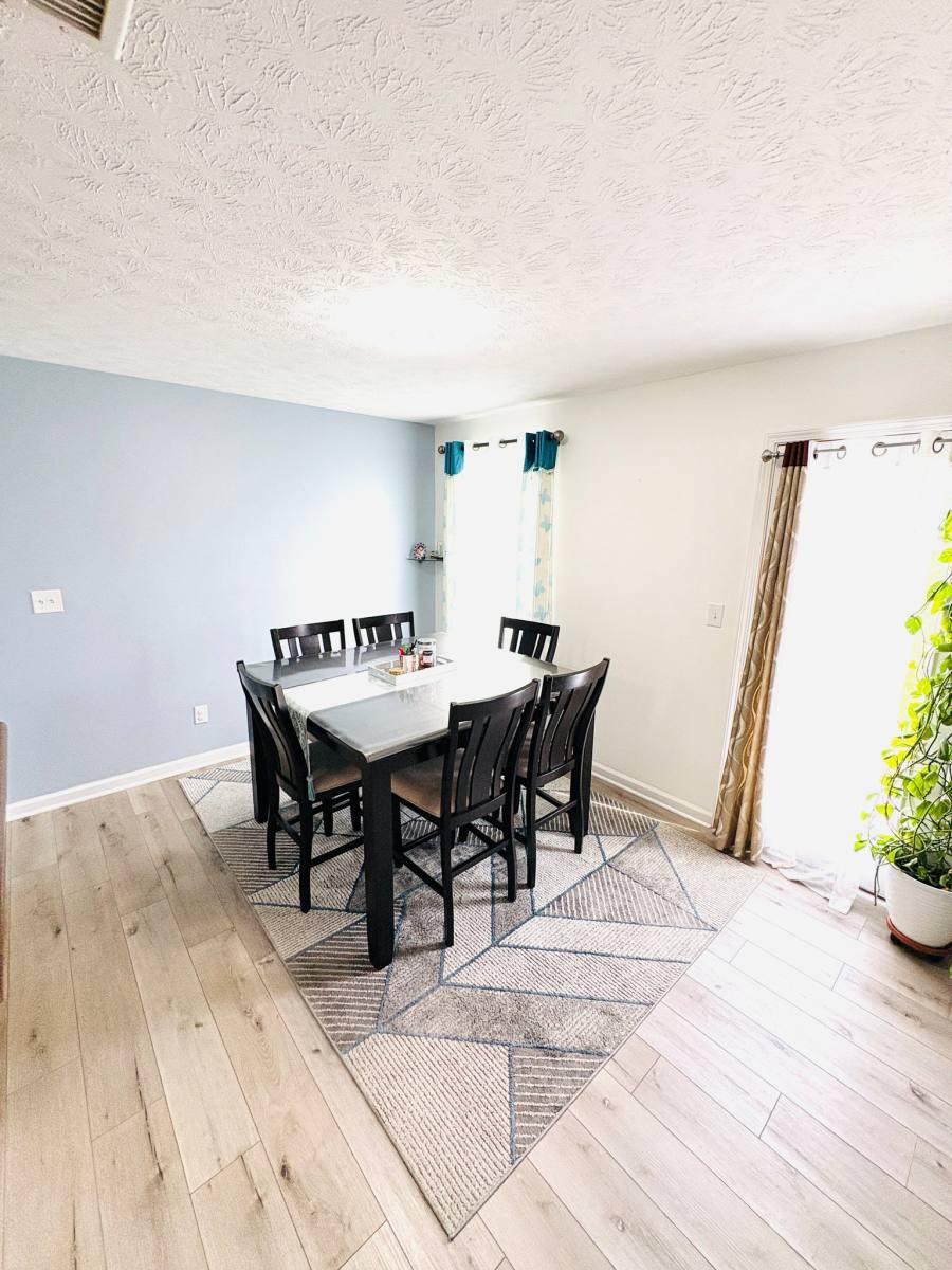 House for rent at 2467 Middle View Dr, Columbus, IN 47201