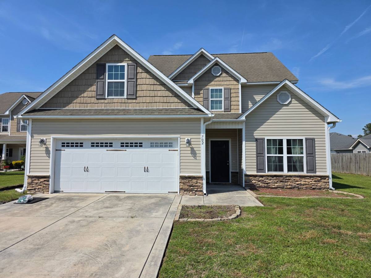House for rent at 702 Appling Court, Jacksonville, NC 28546