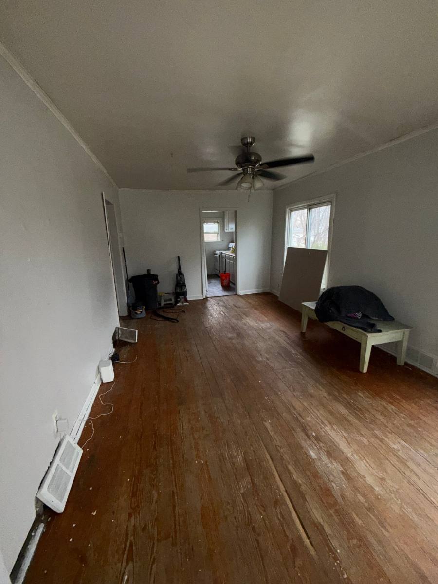 House for rent at 2433 Pennsylvania Ave, Flint, MI 48506