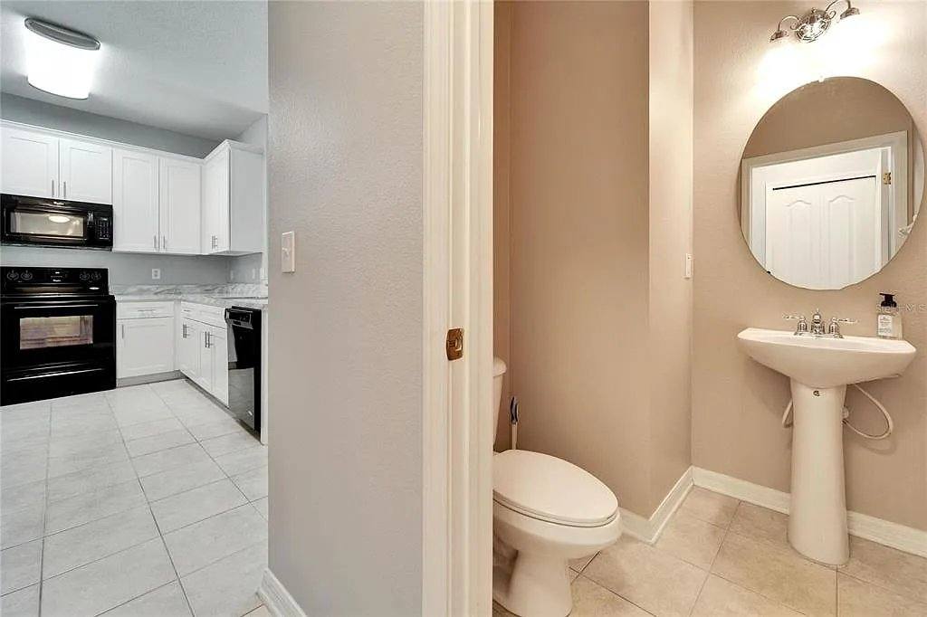 Townhouse for rent at 10621 Shady Falls Court, Riverview, FL 33578