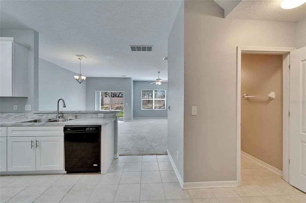 Townhouse for rent at 10621 Shady Falls Court, Riverview, FL 33578