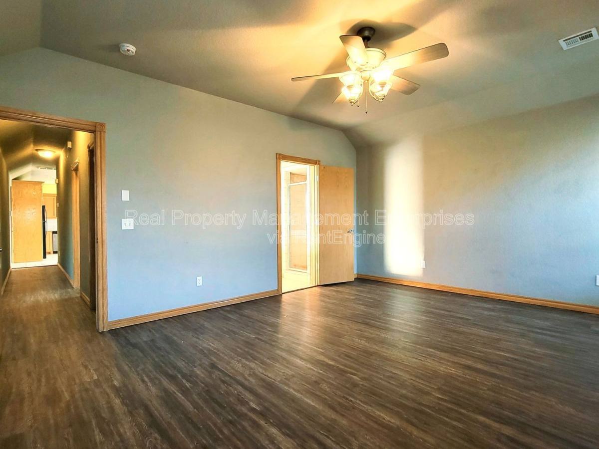 Apartment for rent at 4701 Castle Bay Cove, Oklahoma City, OK 73115