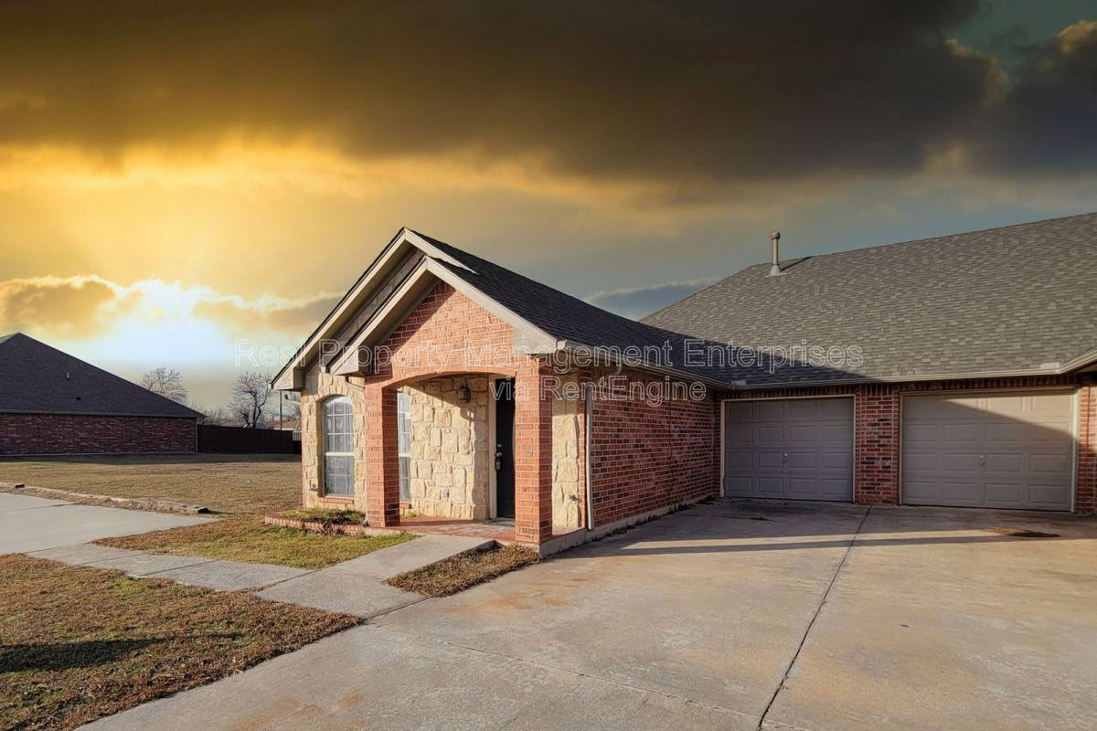 Apartment for rent at 4701 Castle Bay Cove, Oklahoma City, OK 73115