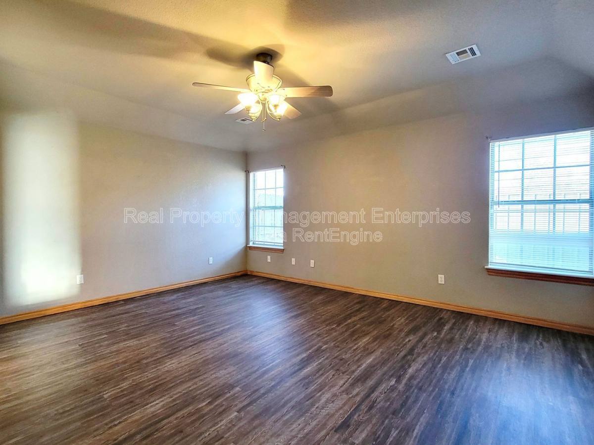 Apartment for rent at 4701 Castle Bay Cove, Oklahoma City, OK 73115