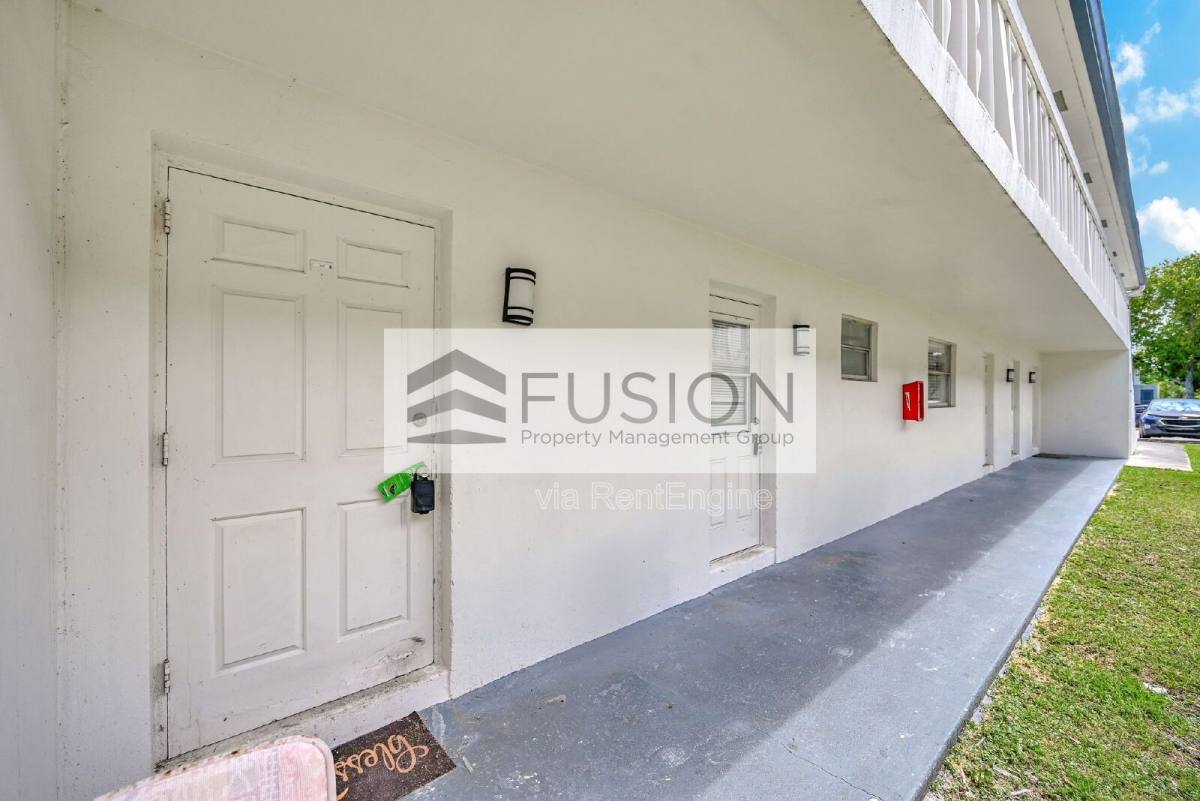Apartment for rent at 861 SW 74th Terrace #102D, Pompano Beach, FL 33068