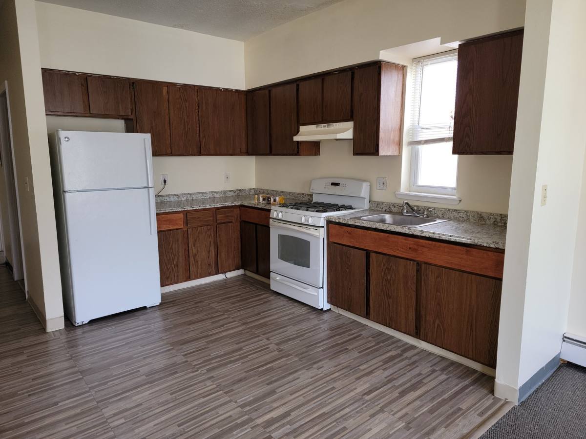 Apartment for rent at 43 Lenox St #4, Hartford, CT 06112