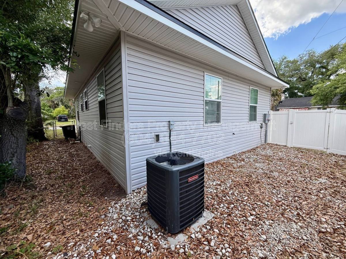 House for rent at 2220 Flesher Ave, Jacksonville, FL 32207