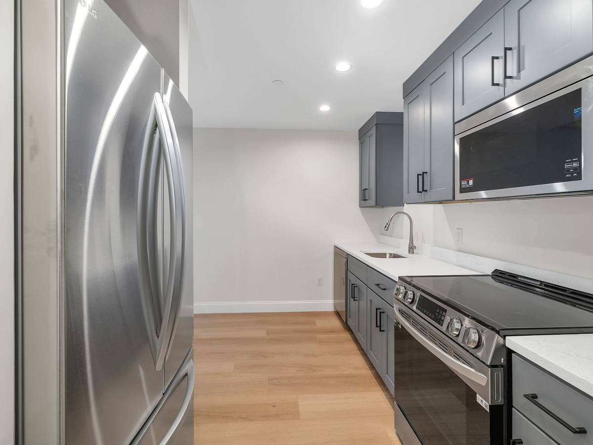 Apartment for rent at 177 N Main St #LL02, Concord, NH 03301