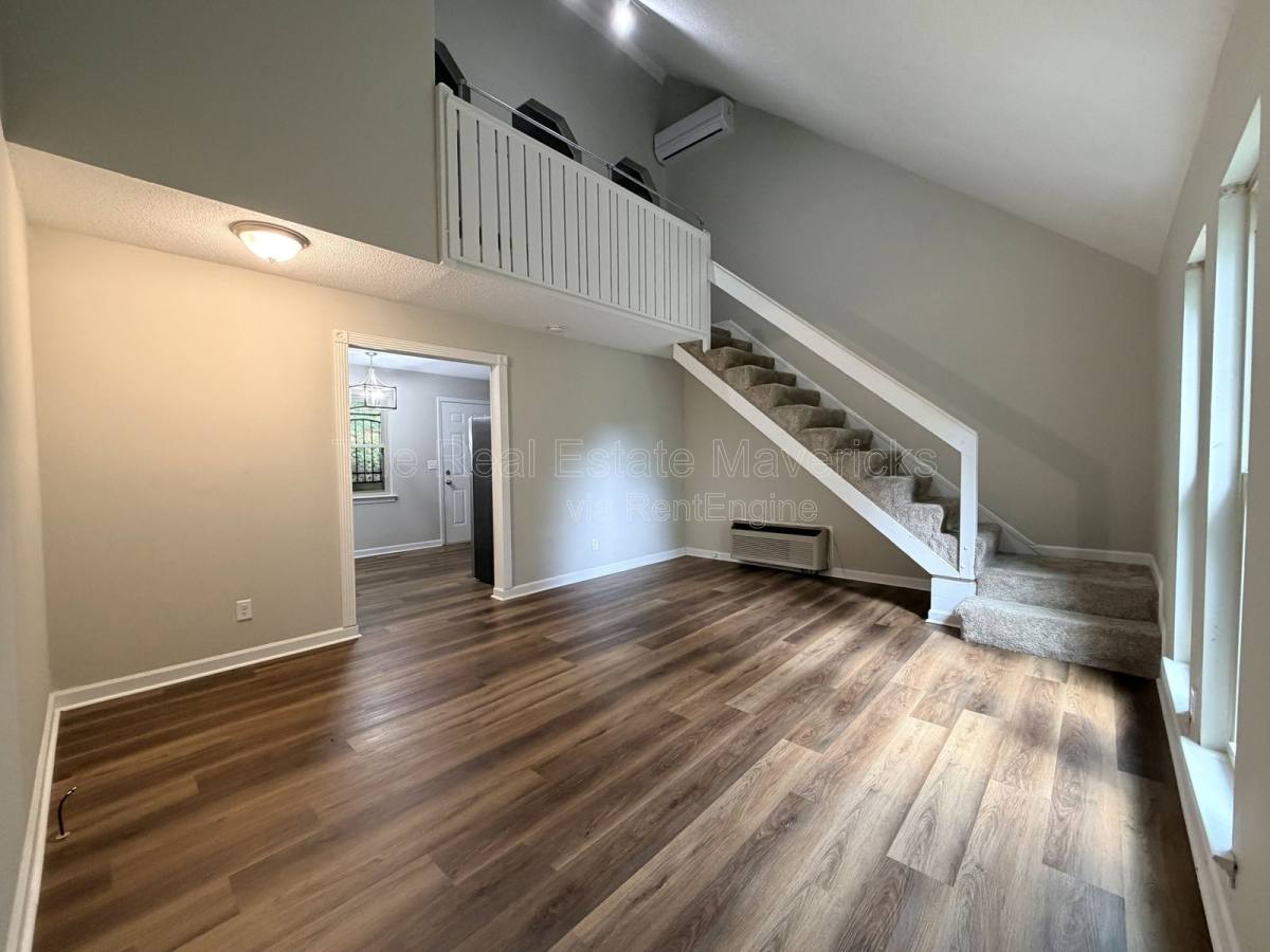 Apartment for rent at 4602 Delashmitt Rd #B, Hixson, TN 37343