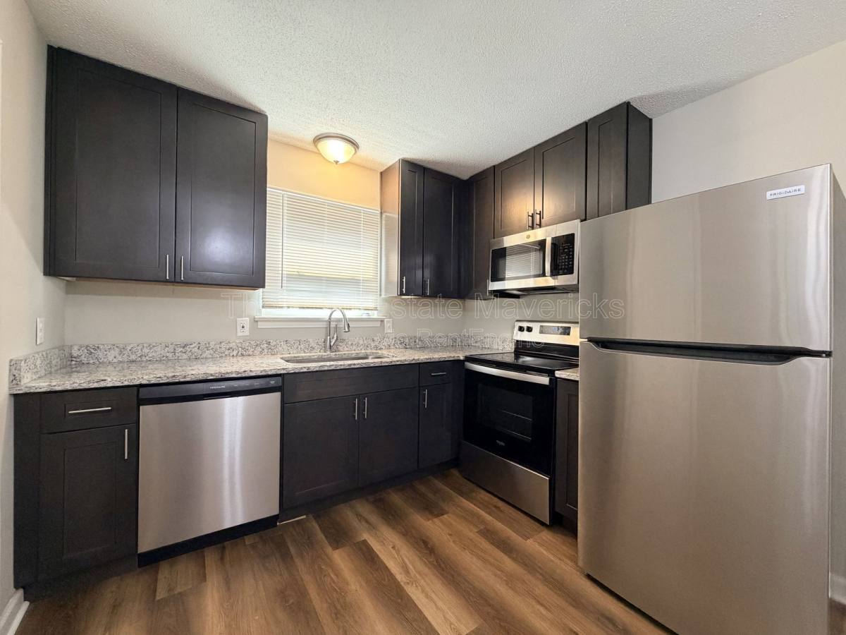 Apartment for rent at 4602 Delashmitt Rd #B, Hixson, TN 37343