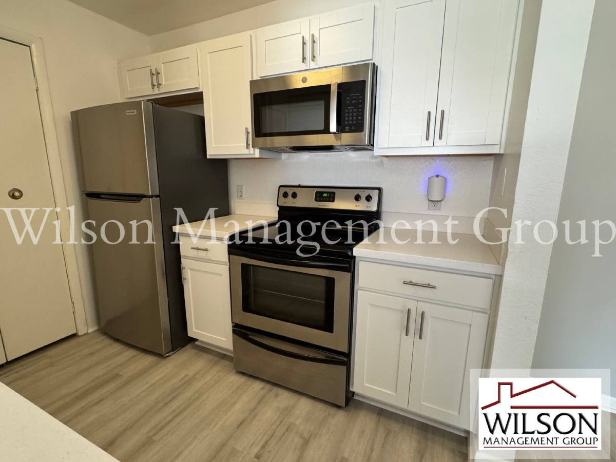 Condo for rent at 5540 Devonbriar Way #H104, Orlando, FL 32822