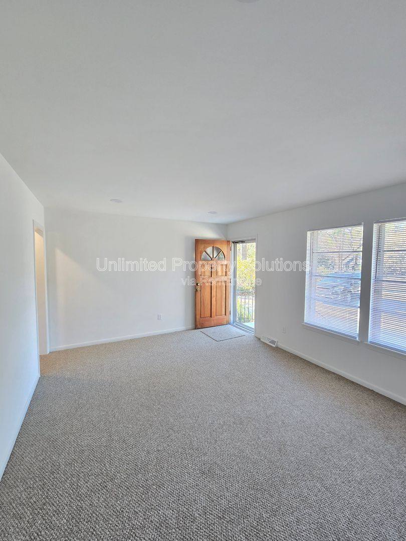 House for rent at 6405 Myrtle Grove Rd, Wilmington, NC 28409